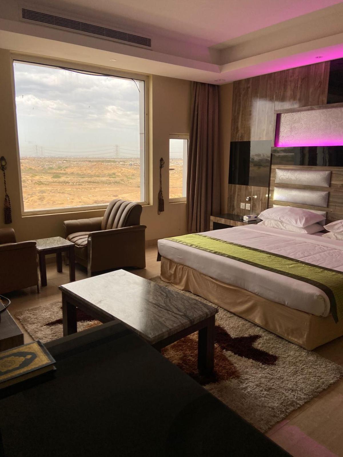 Al- Reef Hotel Джеда Екстериор снимка